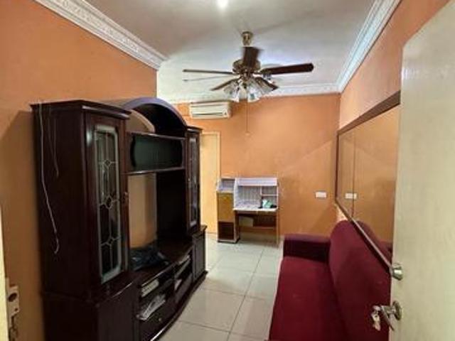 Cyber City Ph1 Below Market Value Included Furniture 2R1B KKIA
