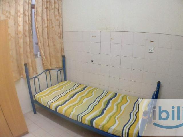 Cyberia Smarthome. A. Furnished NONsharing single room RM290 airconditioned