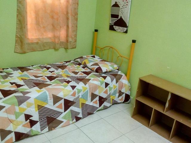 Cyberia Smarthome. E Furnished NONsharing middle room Airconditioned