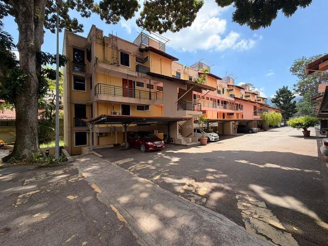 Cyberia townhouse for sale