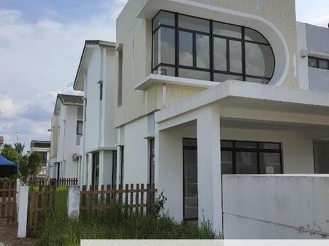Cyberjaya [Facing Golf field] Double Storey SemiD 35x100 [Last 1 Unit] First Come First Serve