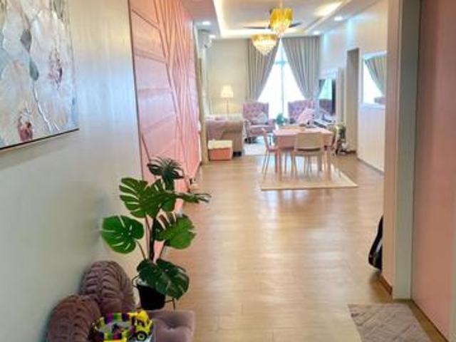 Cyberjaya Lakefront Home End Lot Pool View Move In Now