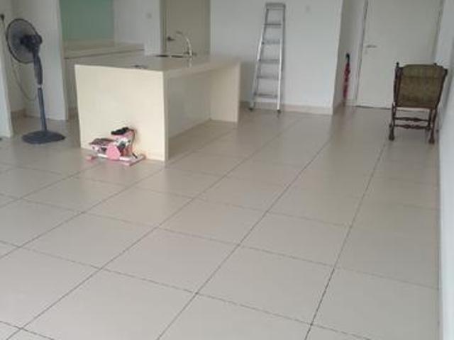 Cyberjaya PropertyWellmaintained and movein condition unit located