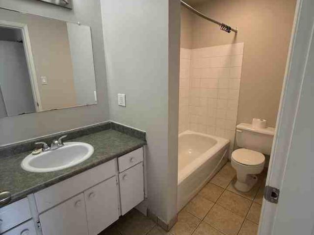 Cypress Manor LIMITED TIME: 1 MONTH FREE + FREE EARLY MOVE 2 Bedroom Apartment for Rent at 11920 102 St Nw, Edmonton, AB T5G 2G4 Westwood