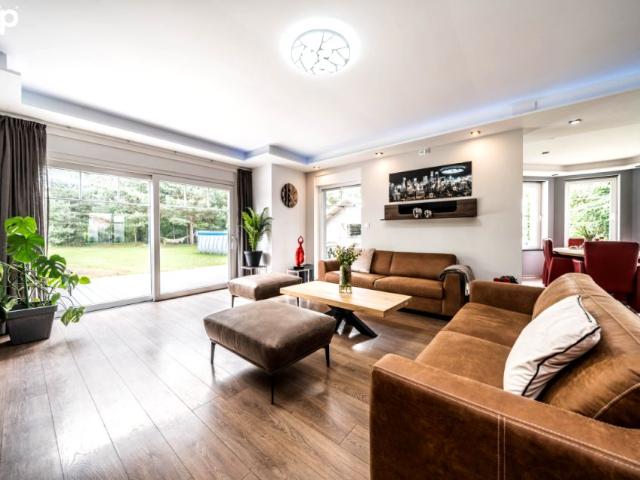 Cypriana Kamila Norwida 240 m², Miłoszyce