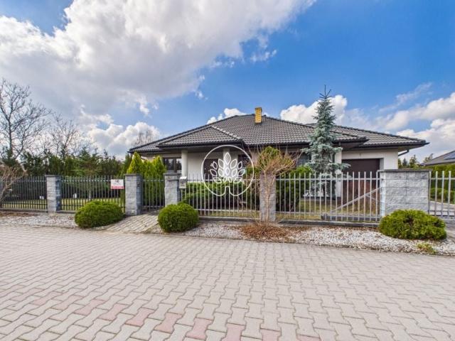 Cyprysowa 160 m², Skrzeszew