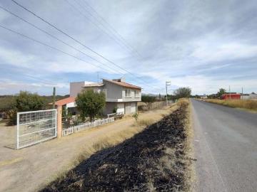 CZ CASITA DE CAMPO EN VENTA, UBICADA SOBRE CARRETERA, EJIDO OJO ZARCO, PABELLÓN DE ARTEAGA