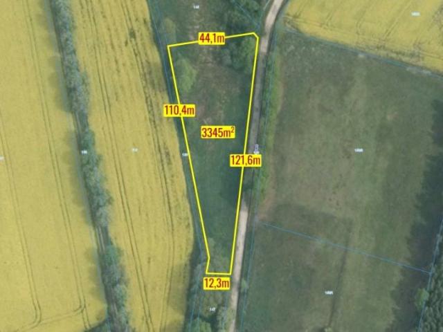 Czarny Las 3 345 m², Woźniki
