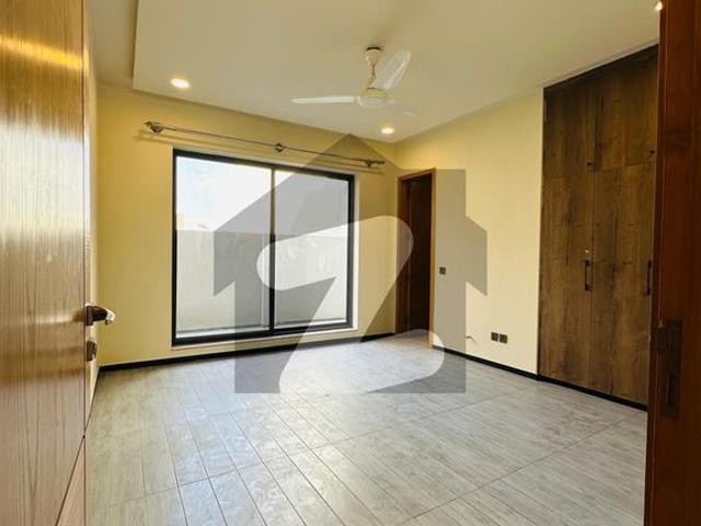 D17/2 MVHS F Road 9 Marla Pine Villa Available For Sale D 17