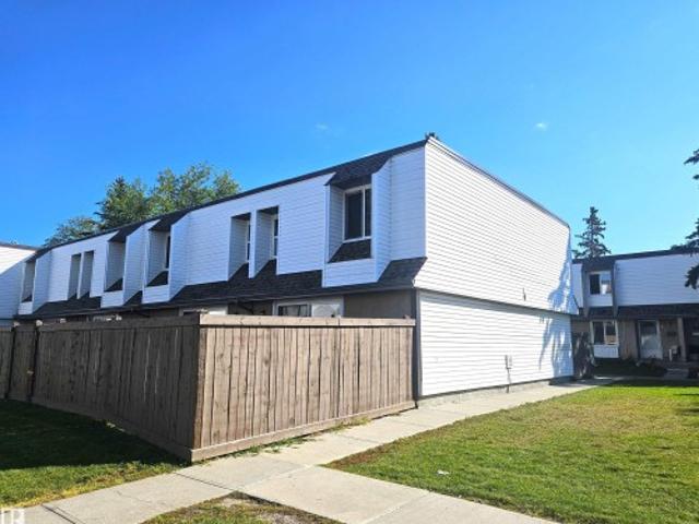 D1 1 Garden Grove Nw, Edmonton, AB, T6J 2L3 townhouse for sale | Listing ID E4505 | Royal LePage