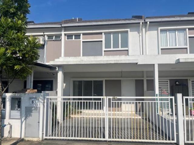 D Marina Tanjung Lumpur Kuantan New Double Story House For Sale