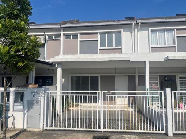 D Marina Tanjung Lumpur NEW 2 Story House