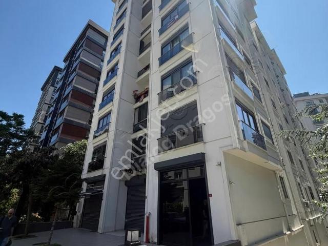 Dıalog Dragos Suadiye Mahallesin'de Kiralık 40m2 Lüks Dükkan