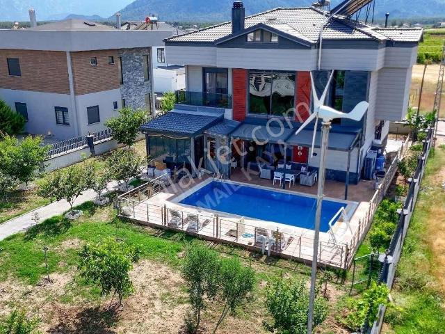 D.altı Çığlık Orta Mah 950 M2 Arsa 360 M2 Net K.bahçeli Havuzlu