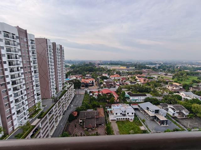 D Aman Residence Condominium