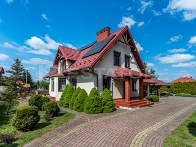 Dębica, ul. Budzisz, 208 m² Dom