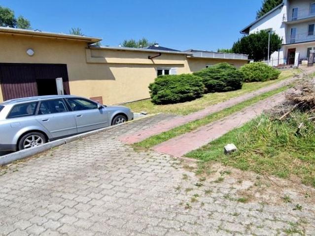 Dębicka 485 m², Rzeszów