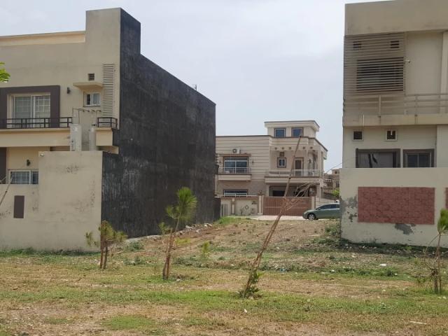D block plot four sale bahria tow phase 8 Ideal location Rawalpindi Soan Garden, Islamabad ID 71327