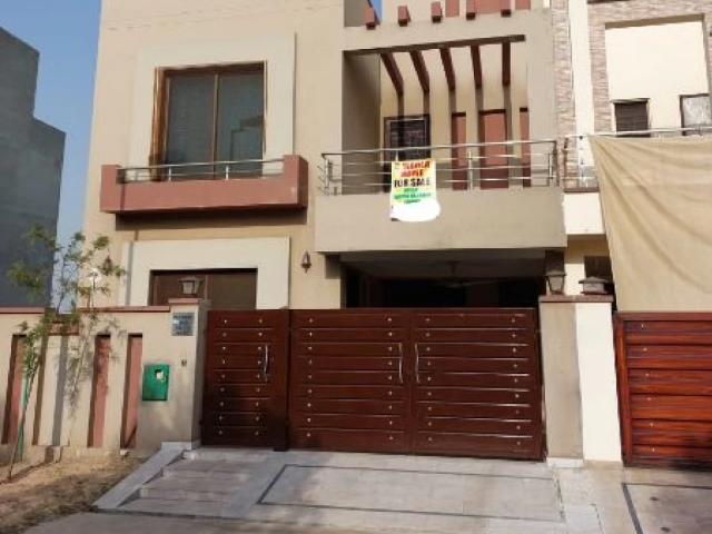 D block 1005 house Lahore NEW LAHORE CITY ID 72875
