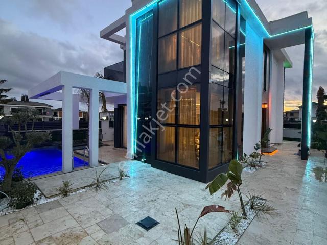 Dıdım Efeler'de Satılık Ultra Lüx Full Eşyalı Müstakil Villa