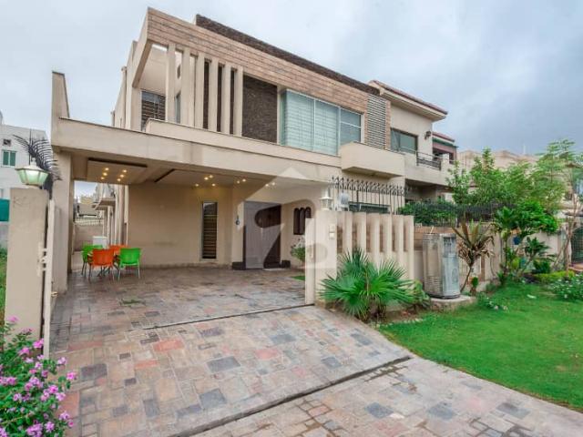 D H A Lahore 10 Marla Owner Build Design House Fully Furnished Available For Rent 100% Original Pictures