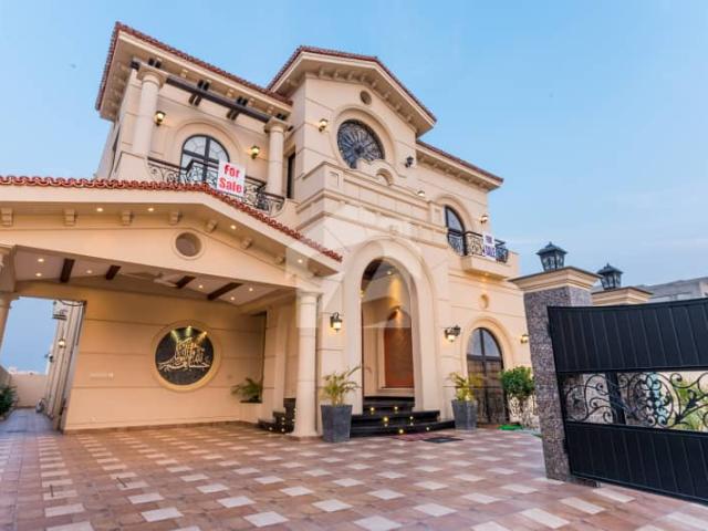D H A Lahore 1 Kanal Brand New Faisal Rasool Design House With 100% Original Pics Available For Rent