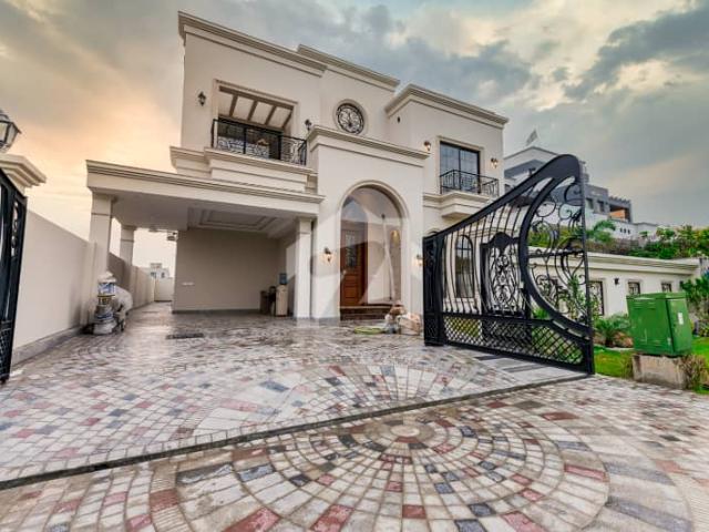 D H A Lahore 1 Kanal Brand New Faisal Rasool Design House With 100% Original Pics Available For Rent
