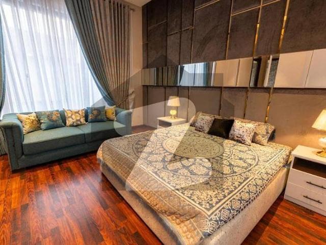 D H A Lahore 1 Kanal Brand New Mazhar Munir Design House With 100% Original Pictures Available For Sale