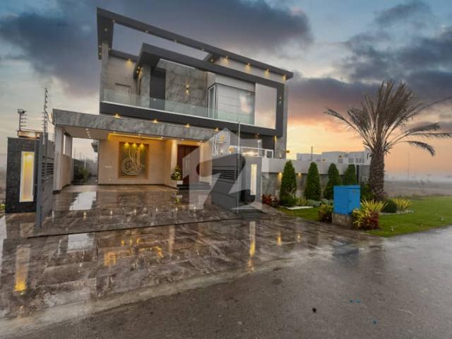 D H A Lahore 1 Kanal Brand New Mazhar Munir Design House Fully Furnished With 100% Original Pictures