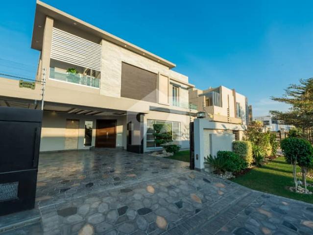 D H A Lahore 1 Kanal Brand New Mazher Munir Design House With 100% Original Pictures Available For Rent