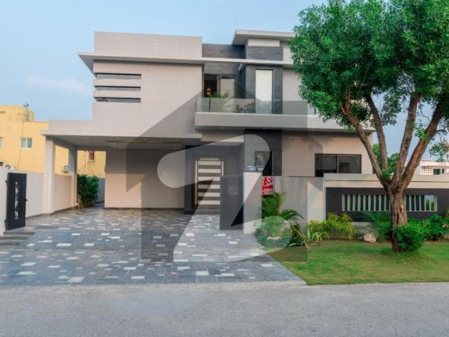 D H A Lahore 1 Kanal Brand New Mazher Munir Design House With 100% Original Pictures Available For Rent DHA Phase 5