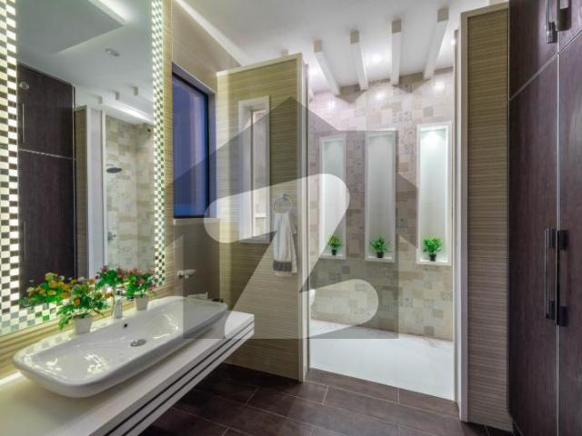 D H A Lahore 1 Kanal Brand New Mazher Munir Design House With 100% Original Pictures Available For Rent DHA Phase 6