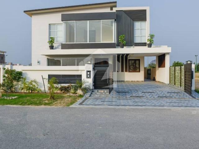 D H A Lahore 1 Kanal Brand New Mazher Munir Design House With 100% Original Pics Available For Rent