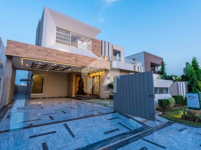 D H A Lahore 1 Kanal Brand New Mazher Munir Design House With 100% Original Pics Available For Rent