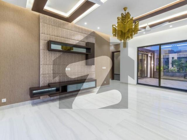 D H A Lahore 1 Kanal Brand New Mazher Munir Design House With 100% Original Pics Available For Rent DHA Phase 3