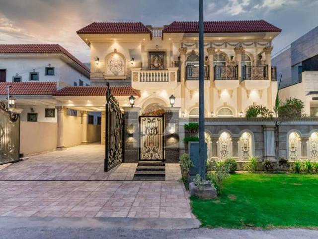 D H A Lahore 1 Kanal Furnished Brand New Faisal Rasool Design House With 100% Original Pics Available For Rent
