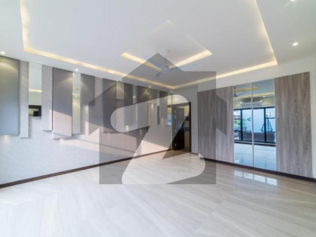 D H A Lahore 1 Kanal Owner Build Design House With 100% Original Pictures Available For Rent DHA Phase 5