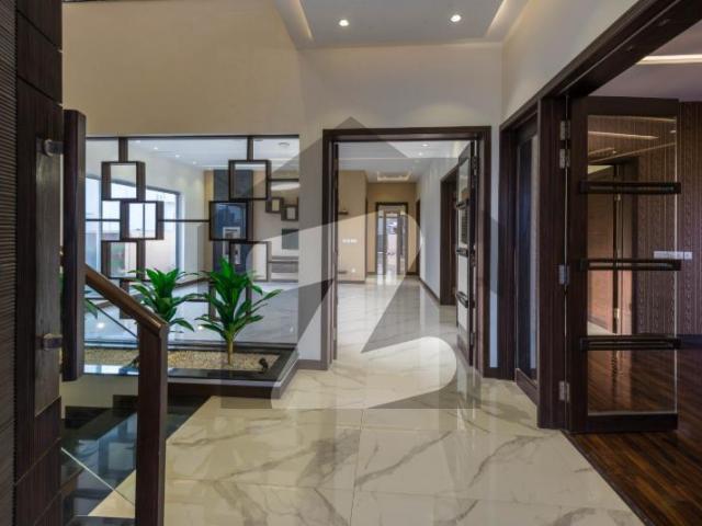 D H A Lahore 1 Kanal Semi Furnished Stylish Design House With 100% Original Pics Available For Rent DHA Phase 5