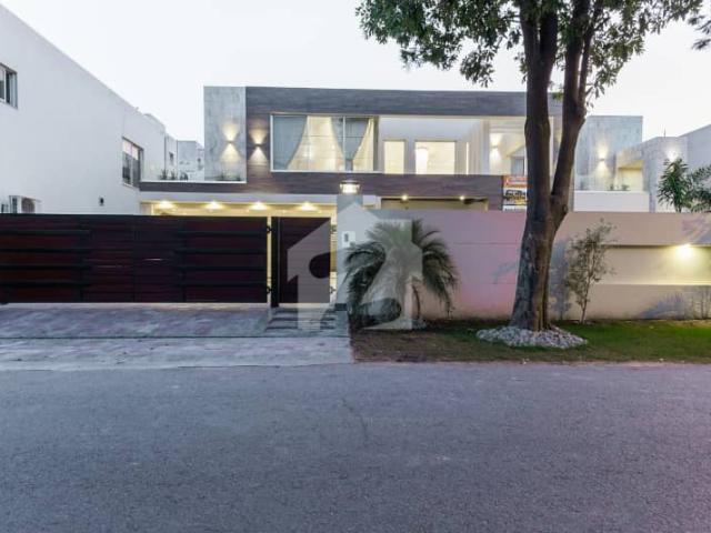 D H A Lahore 2 Kanal Brand New Mazher Munir Design House Full Basement And Fully Furnished With Swimming With 100% Original Pics Available For Sale