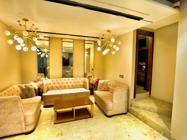 D R Estate 3.5 Bedroom 150 Sq. Yd. Independent House in Ambala Highway Zirakpur Listing ID #8840