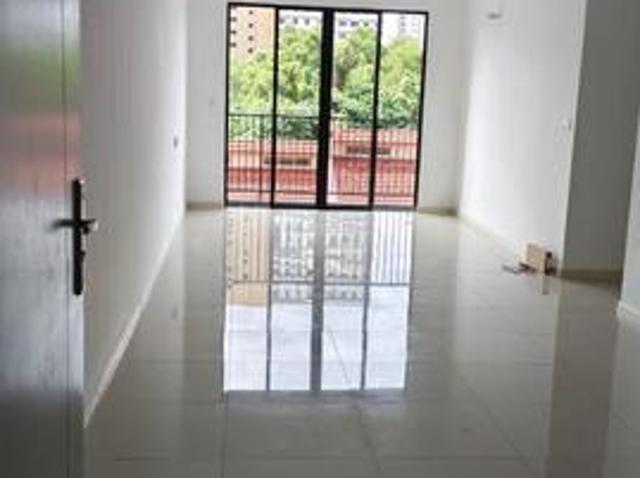 D Starlingtton Condo Teluk Kumbar