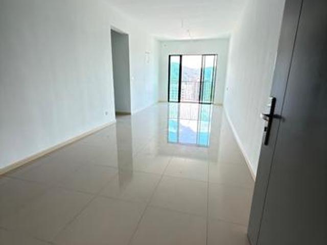 D Starlingtton High floor airport view Teluk Kumbar 1001sf