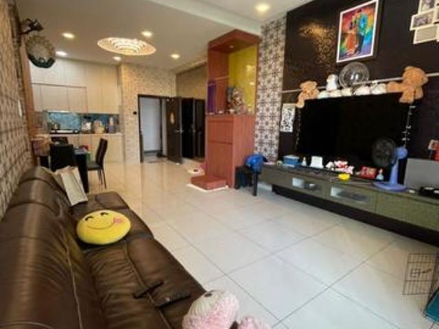 D summit Residence