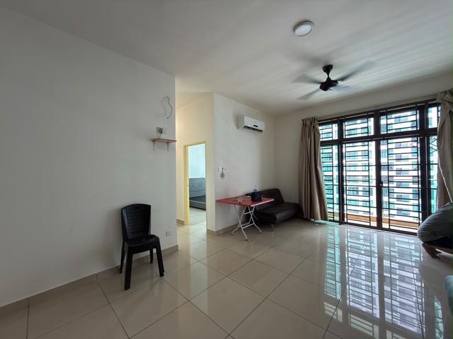 D Summit Residences Tmn Kempas Utama