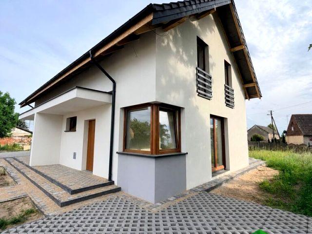 Długa 83 m², Podrzewie