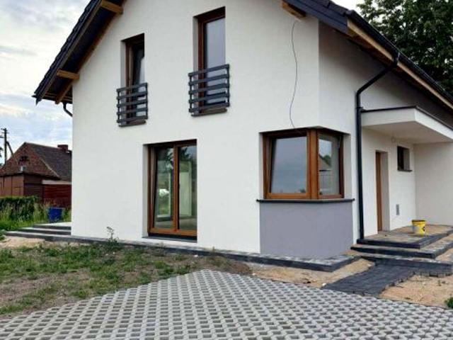 Długa 83 m², Podrzewie