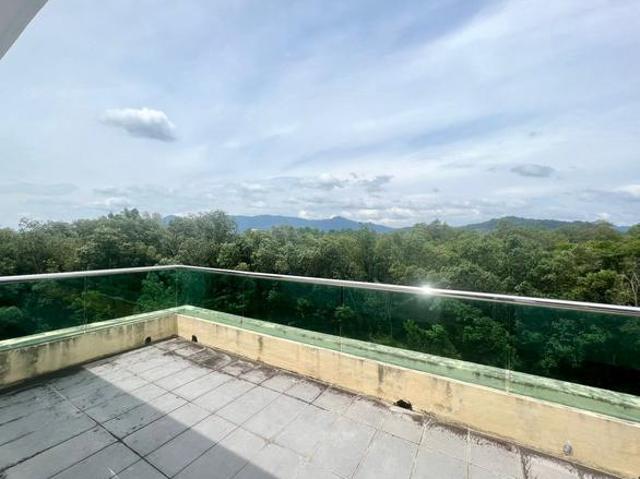 D Vantage Apartment Level 8 Low Density Luxury Apartment