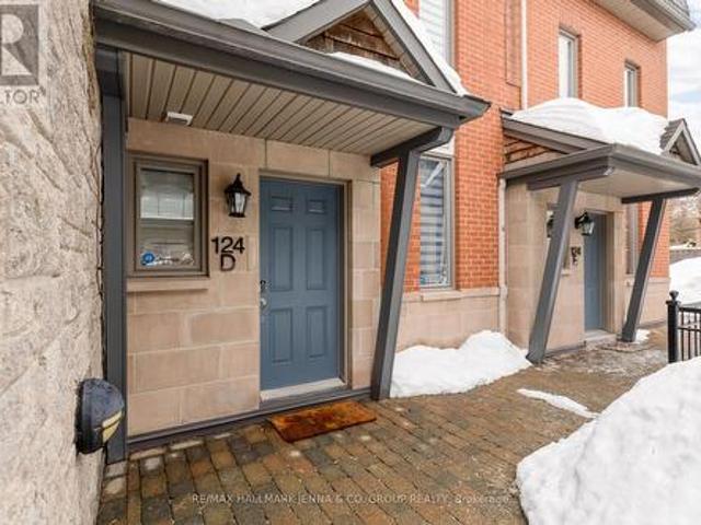 D 124 Guigues Avenue, Ottawa, ON, K1N 5H7 townhouse for sale | Listing ID X11990 | Royal LePage