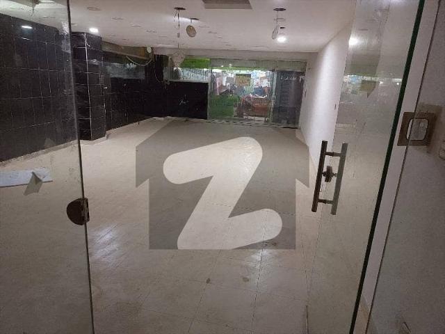 D. 12 markaz cda t/f 17.6x25 + 19.6x12 3 side corner/front back open shop for sale