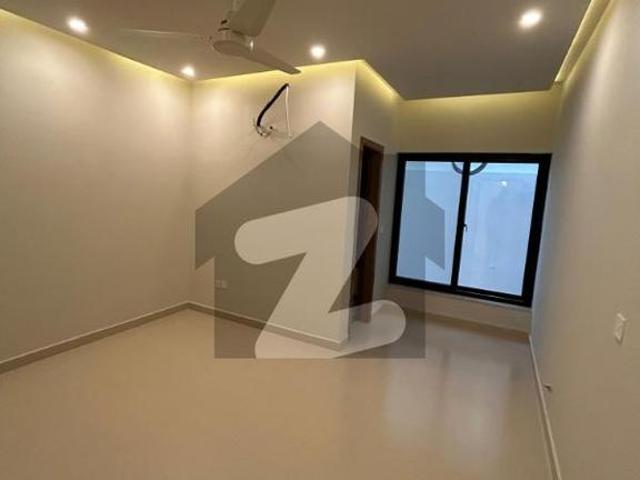 D, 12 Out Class Brand New Full House For Rent D 12